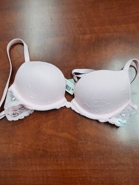 Gilly Hicks Bra